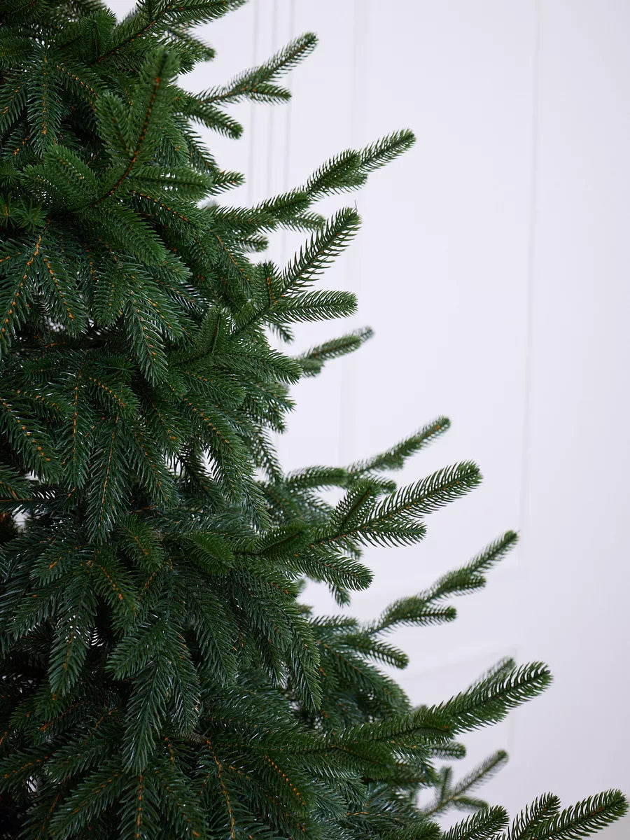 Cedar Weihnachtsbaum