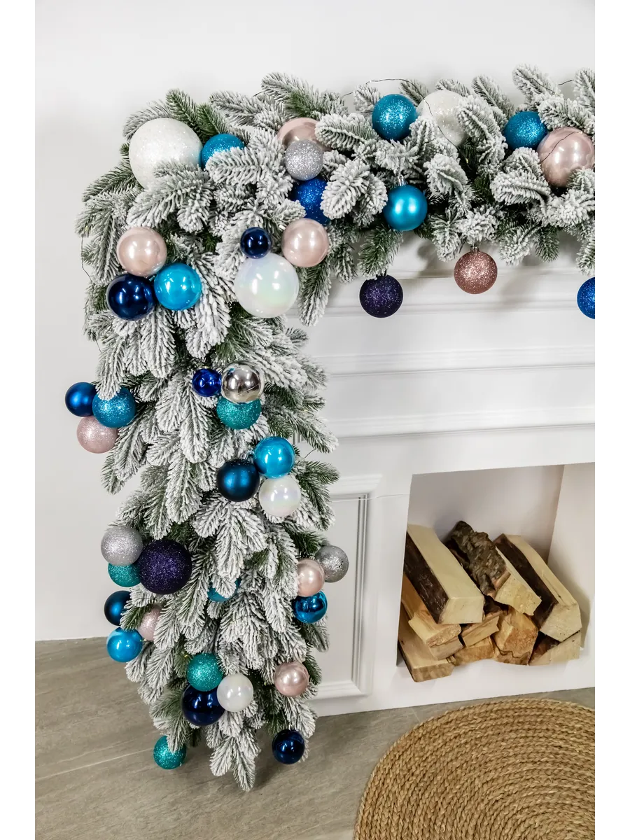 Snowy Garland