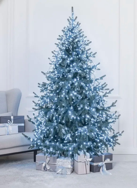 Cedar Weihnachtsbaum